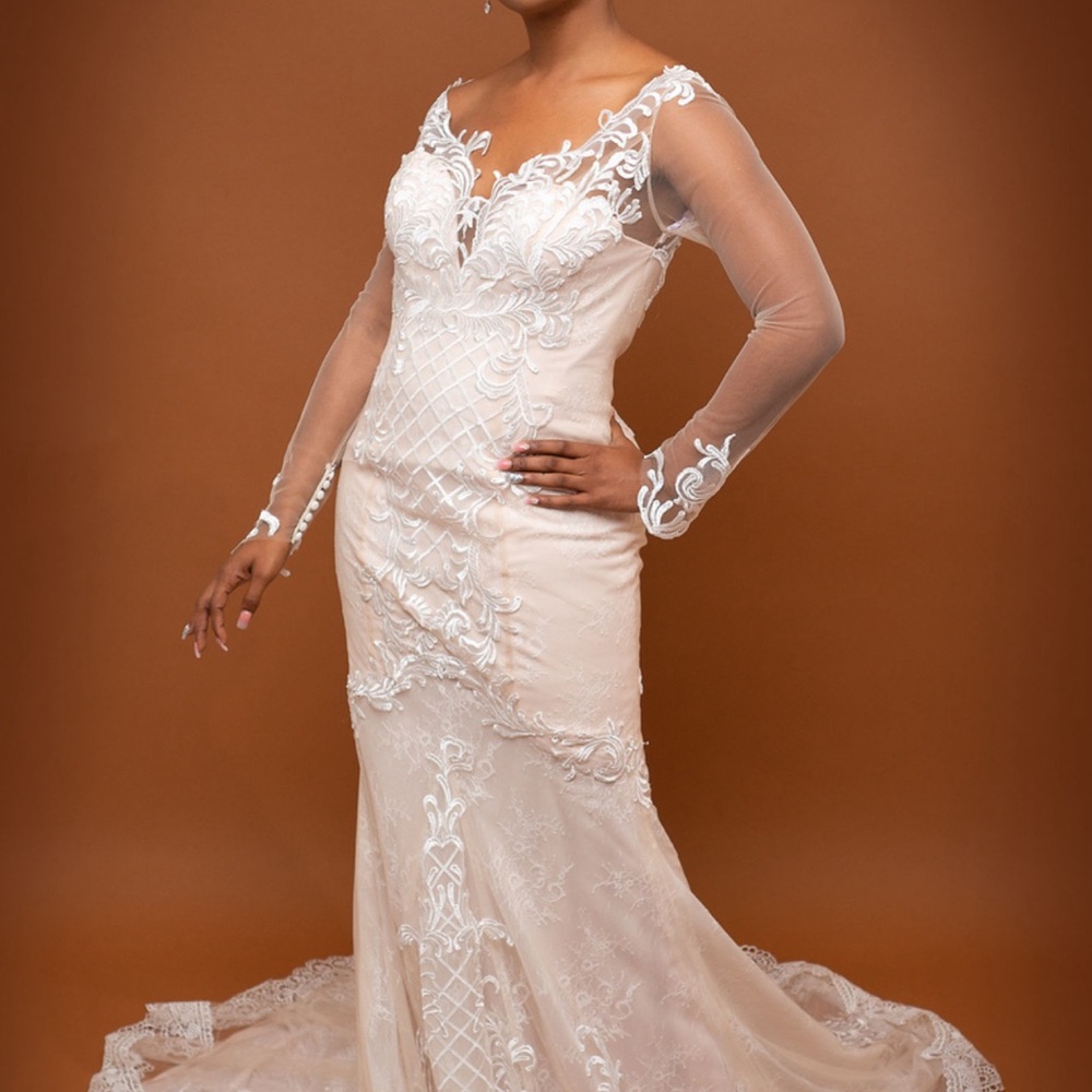 Long Sleeve Lace Gown